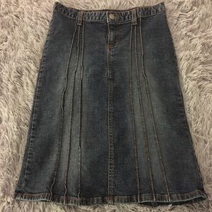 Cute Jean Skirt with Design